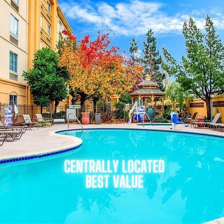 La Quinta By Wyndham Fremont / Silicon Valley Luaran gambar